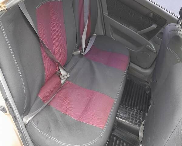 Бежевый Шевроле Лачетти, объемом двигателя 1.6 л и пробегом 178 тыс. км за 3500 $, фото 15 на Automoto.ua