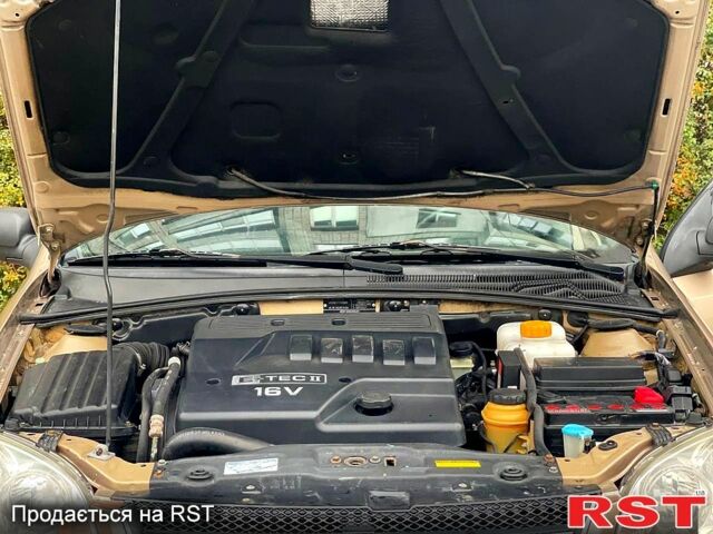 Бежевий Шевроле Лачетті, об'ємом двигуна 1.6 л та пробігом 190 тис. км за 4300 $, фото 10 на Automoto.ua