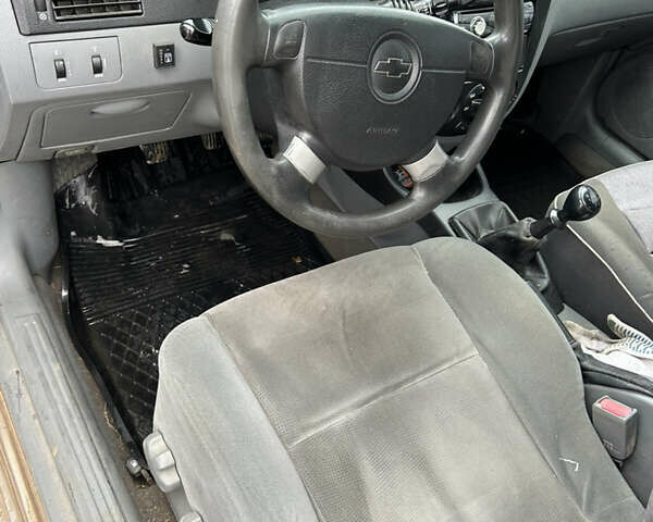 Бежевый Шевроле Лачетти, объемом двигателя 1.6 л и пробегом 540 тыс. км за 2200 $, фото 8 на Automoto.ua