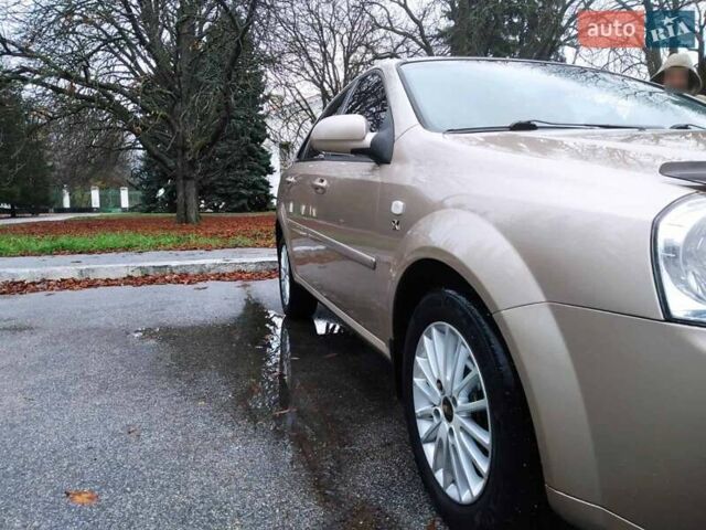 Бежевый Шевроле Лачетти, объемом двигателя 1.8 л и пробегом 167 тыс. км за 4500 $, фото 10 на Automoto.ua