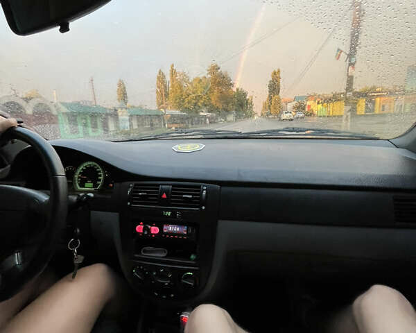 Бежевый Шевроле Лачетти, объемом двигателя 1.6 л и пробегом 184 тыс. км за 4800 $, фото 4 на Automoto.ua