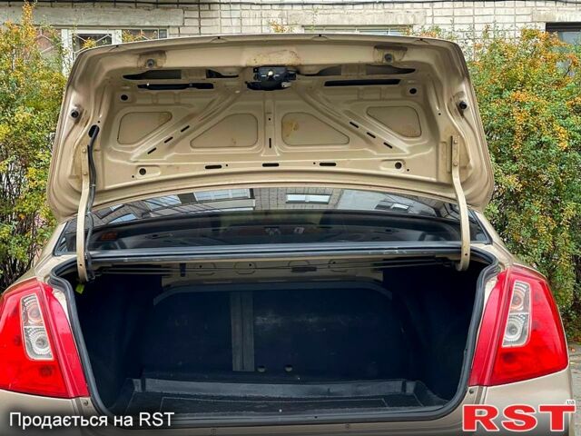 Бежевий Шевроле Лачетті, об'ємом двигуна 1.6 л та пробігом 190 тис. км за 4300 $, фото 11 на Automoto.ua