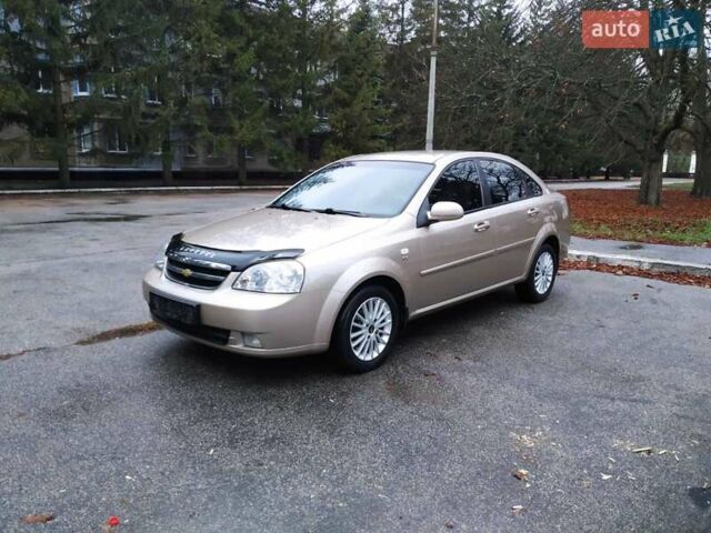 Бежевый Шевроле Лачетти, объемом двигателя 1.8 л и пробегом 167 тыс. км за 4500 $, фото 2 на Automoto.ua