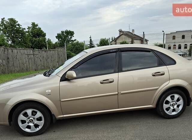 Бежевый Шевроле Лачетти, объемом двигателя 1.8 л и пробегом 213 тыс. км за 5450 $, фото 3 на Automoto.ua