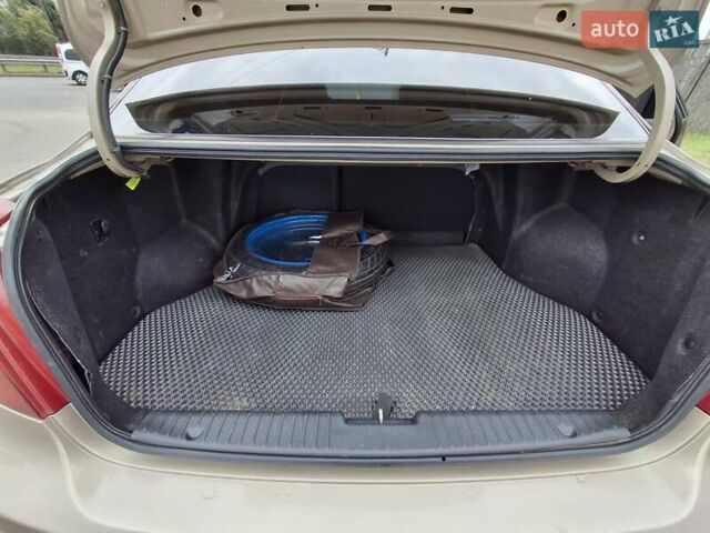 Бежевый Шевроле Лачетти, объемом двигателя 1.8 л и пробегом 213 тыс. км за 5450 $, фото 20 на Automoto.ua