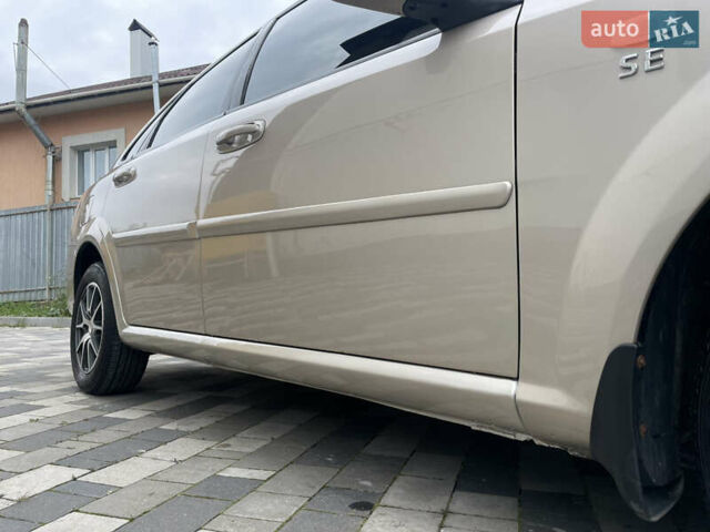 Бежевий Шевроле Лачетті, об'ємом двигуна 1.6 л та пробігом 140 тис. км за 5200 $, фото 26 на Automoto.ua