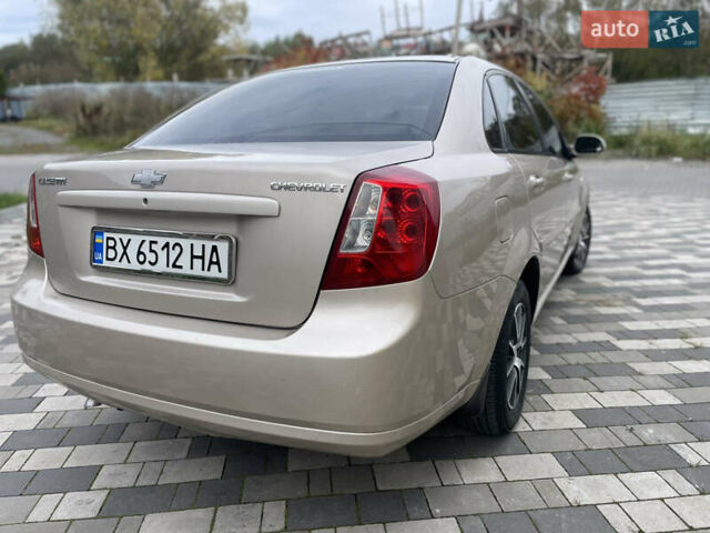 Бежевий Шевроле Лачетті, об'ємом двигуна 1.6 л та пробігом 140 тис. км за 5200 $, фото 9 на Automoto.ua