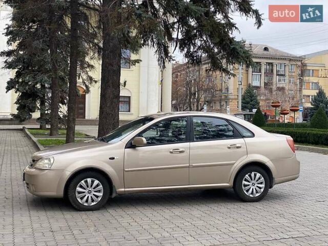 Бежевый Шевроле Лачетти, объемом двигателя 1.8 л и пробегом 250 тыс. км за 3100 $, фото 8 на Automoto.ua
