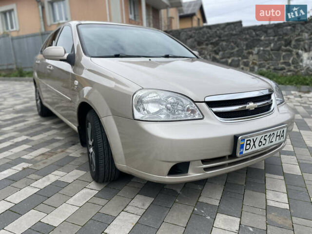 Бежевий Шевроле Лачетті, об'ємом двигуна 1.6 л та пробігом 140 тис. км за 5200 $, фото 22 на Automoto.ua