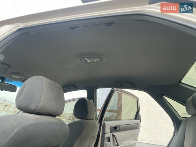 Бежевий Шевроле Лачетті, об'ємом двигуна 1.6 л та пробігом 140 тис. км за 5200 $, фото 55 на Automoto.ua