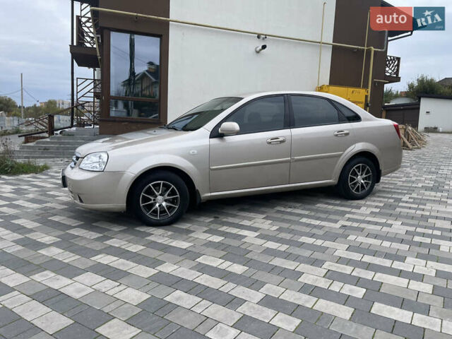 Бежевий Шевроле Лачетті, об'ємом двигуна 1.6 л та пробігом 140 тис. км за 5200 $, фото 17 на Automoto.ua