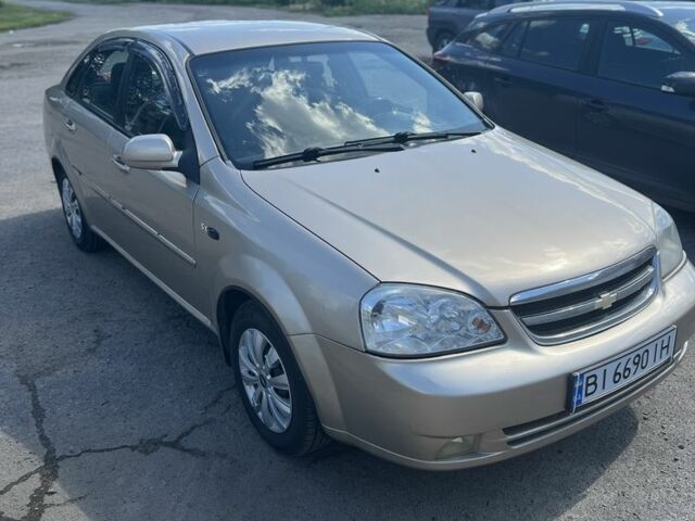 Бежевый Шевроле Лачетти, объемом двигателя 1.8 л и пробегом 305 тыс. км за 3550 $, фото 2 на Automoto.ua