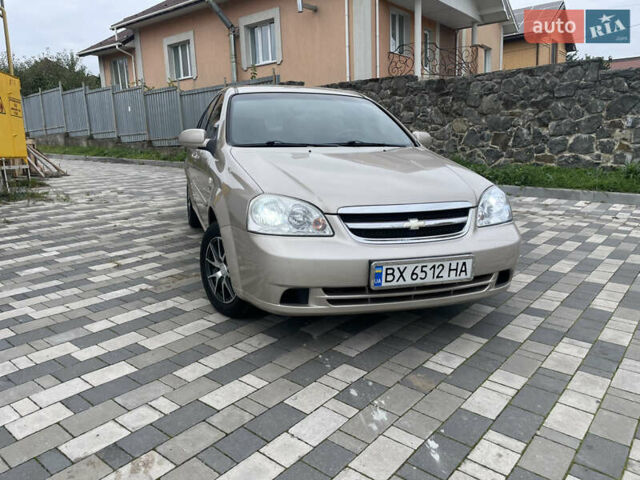 Бежевий Шевроле Лачетті, об'ємом двигуна 1.6 л та пробігом 140 тис. км за 5200 $, фото 41 на Automoto.ua