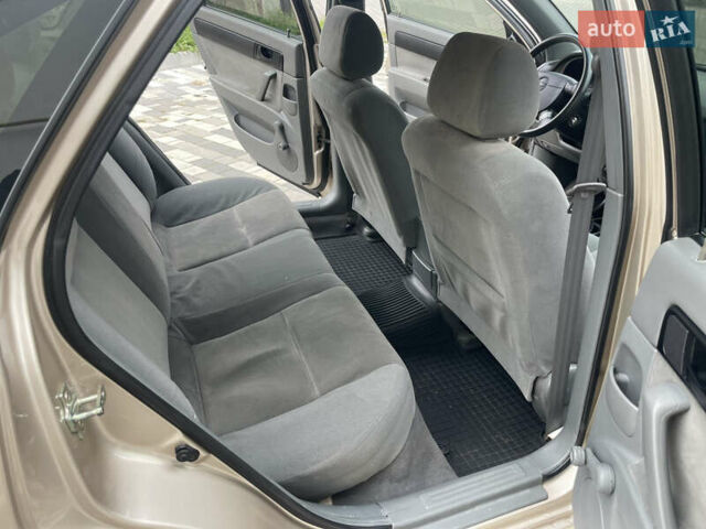 Бежевий Шевроле Лачетті, об'ємом двигуна 1.6 л та пробігом 140 тис. км за 5200 $, фото 56 на Automoto.ua