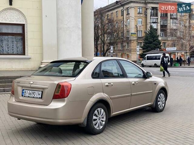 Бежевый Шевроле Лачетти, объемом двигателя 1.8 л и пробегом 250 тыс. км за 3100 $, фото 5 на Automoto.ua