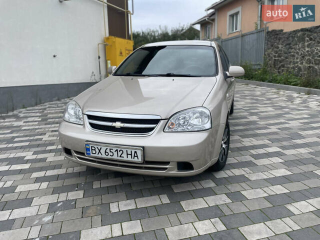 Бежевий Шевроле Лачетті, об'ємом двигуна 1.6 л та пробігом 140 тис. км за 5200 $, фото 1 на Automoto.ua