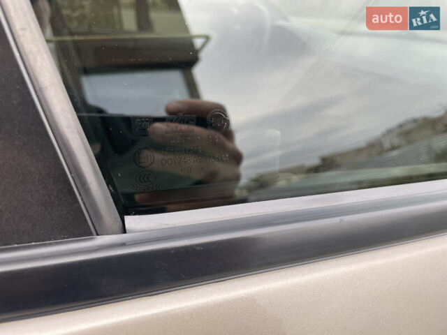 Бежевий Шевроле Лачетті, об'ємом двигуна 1.6 л та пробігом 140 тис. км за 5200 $, фото 28 на Automoto.ua