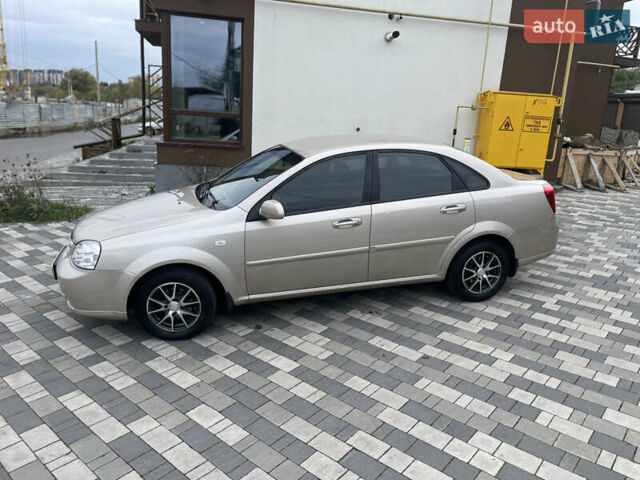 Бежевий Шевроле Лачетті, об'ємом двигуна 1.6 л та пробігом 140 тис. км за 5200 $, фото 16 на Automoto.ua