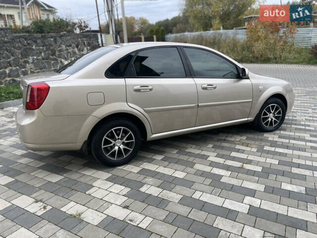 Бежевий Шевроле Лачетті, об'ємом двигуна 1.6 л та пробігом 140 тис. км за 5200 $, фото 5 на Automoto.ua