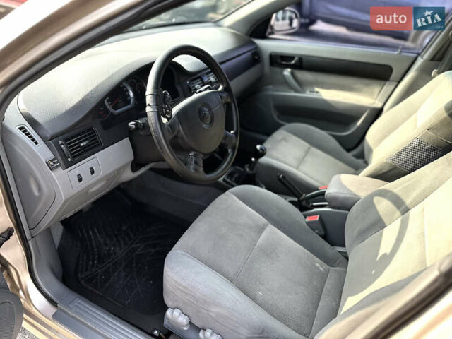 Бежевый Шевроле Лачетти, объемом двигателя 1.6 л и пробегом 121 тыс. км за 5200 $, фото 22 на Automoto.ua