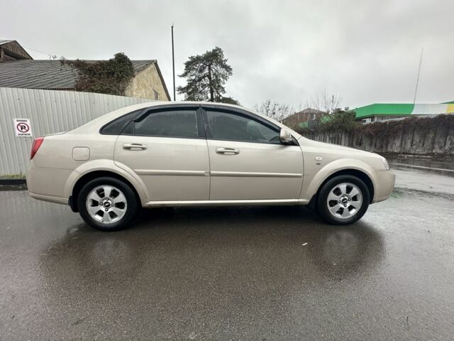 Бежевий Шевроле Лачетті, об'ємом двигуна 1.6 л та пробігом 276 тис. км за 4800 $, фото 1 на Automoto.ua