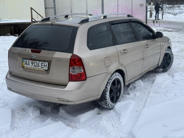 Бежевый Шевроле Лачетти, объемом двигателя 1.6 л и пробегом 404 тыс. км за 1975 $, фото 4 на Automoto.ua