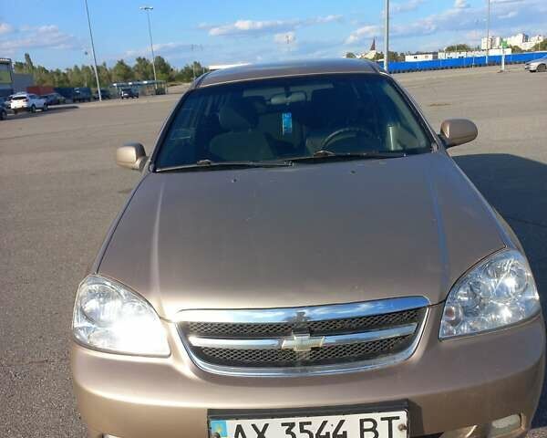 Бежевий Шевроле Лачетті, об'ємом двигуна 1.8 л та пробігом 249 тис. км за 4500 $, фото 6 на Automoto.ua
