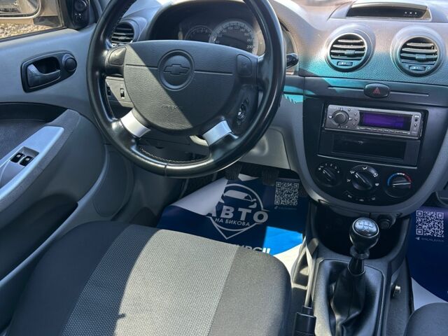 Бежевый Шевроле Лачетти, объемом двигателя 1.8 л и пробегом 200 тыс. км за 4400 $, фото 6 на Automoto.ua