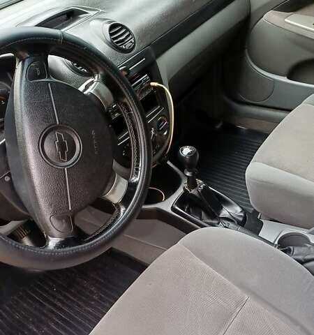 Бежевый Шевроле Лачетти, объемом двигателя 1.8 л и пробегом 265 тыс. км за 4500 $, фото 3 на Automoto.ua