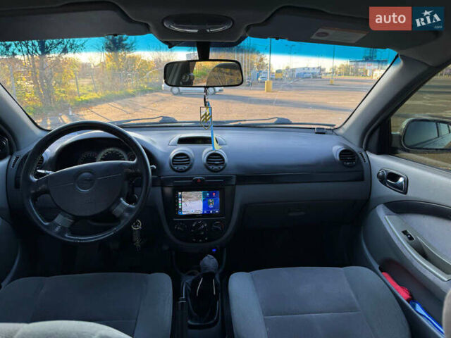 Бежевый Шевроле Лачетти, объемом двигателя 1.8 л и пробегом 228 тыс. км за 3300 $, фото 9 на Automoto.ua