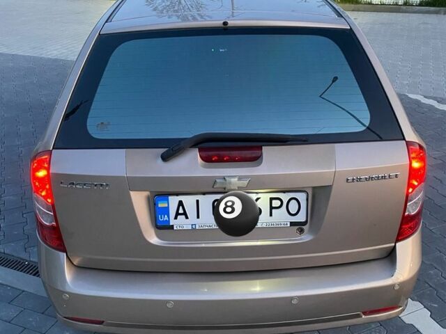 Бежевий Шевроле Лачетті, об'ємом двигуна 1.8 л та пробігом 280 тис. км за 4000 $, фото 1 на Automoto.ua