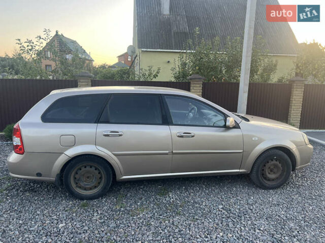 Бежевий Шевроле Лачетті, об'ємом двигуна 1.8 л та пробігом 291 тис. км за 3500 $, фото 2 на Automoto.ua