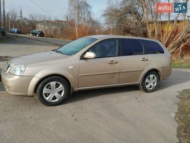 Бежевый Шевроле Лачетти, объемом двигателя 1.8 л и пробегом 423 тыс. км за 3700 $, фото 2 на Automoto.ua