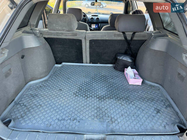 Бежевый Шевроле Лачетти, объемом двигателя 1.8 л и пробегом 228 тыс. км за 3300 $, фото 17 на Automoto.ua