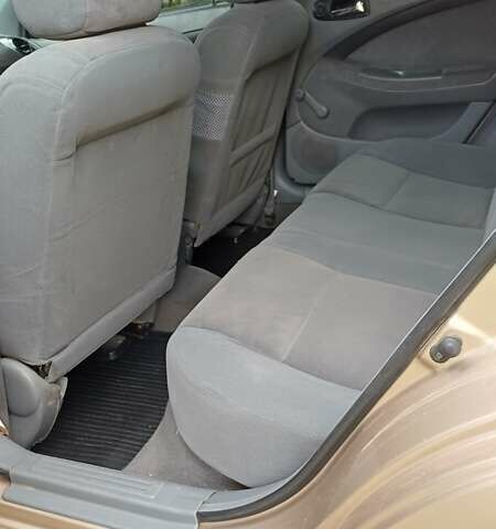 Бежевый Шевроле Лачетти, объемом двигателя 1.8 л и пробегом 265 тыс. км за 4500 $, фото 7 на Automoto.ua