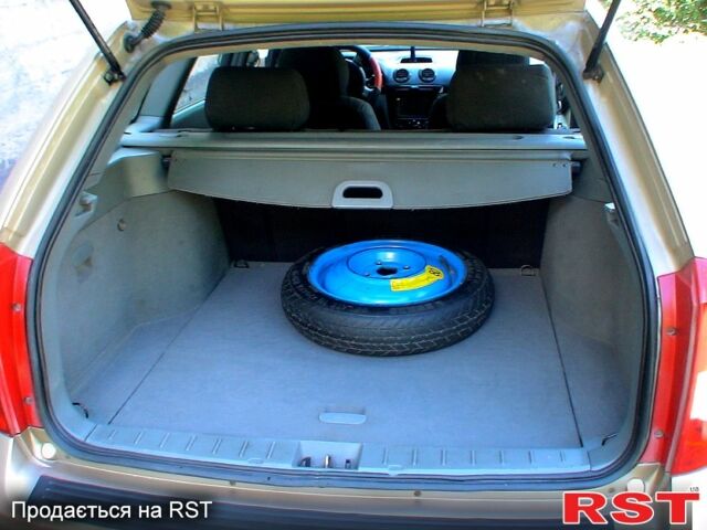 Бежевый Шевроле Лачетти, объемом двигателя 1.8 л и пробегом 207 тыс. км за 3900 $, фото 4 на Automoto.ua