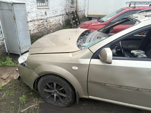 Бежевый Шевроле Лачетти, объемом двигателя 0 л и пробегом 201 тыс. км за 2500 $, фото 2 на Automoto.ua