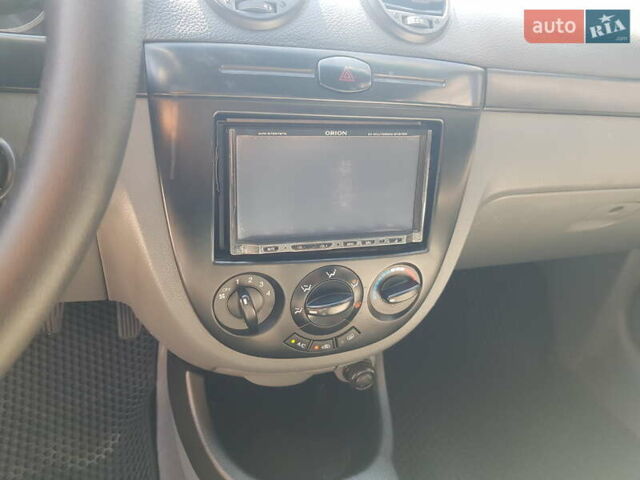 Бежевый Шевроле Лачетти, объемом двигателя 1.8 л и пробегом 120 тыс. км за 5100 $, фото 24 на Automoto.ua