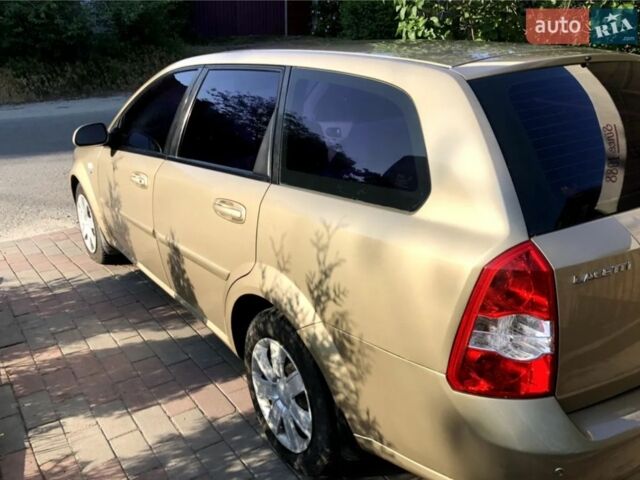 Бежевый Шевроле Лачетти, объемом двигателя 1.8 л и пробегом 294 тыс. км за 4500 $, фото 2 на Automoto.ua