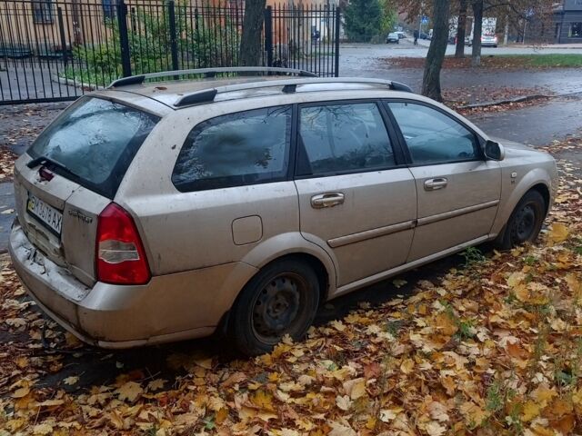 Бежевый Шевроле Лачетти, объемом двигателя 1.8 л и пробегом 256 тыс. км за 3500 $, фото 3 на Automoto.ua
