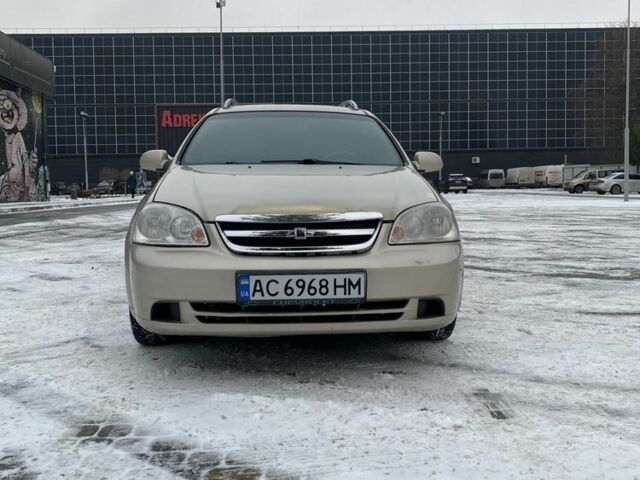 Бежевый Шевроле Лачетти, объемом двигателя 1.8 л и пробегом 3 тыс. км за 4000 $, фото 1 на Automoto.ua