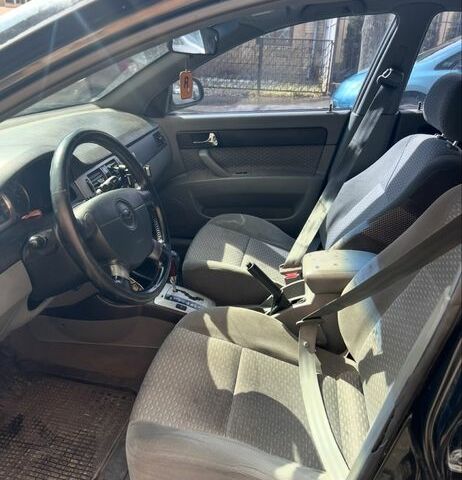 Черный Шевроле Лачетти, объемом двигателя 1.8 л и пробегом 220 тыс. км за 3200 $, фото 3 на Automoto.ua