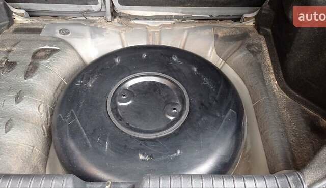 Черный Шевроле Лачетти, объемом двигателя 1.8 л и пробегом 180 тыс. км за 4100 $, фото 6 на Automoto.ua