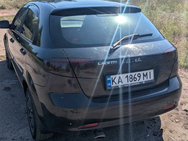 Черный Шевроле Лачетти, объемом двигателя 1.8 л и пробегом 327 тыс. км за 2800 $, фото 2 на Automoto.ua