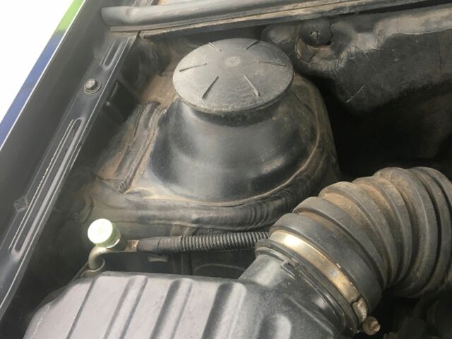 Черный Шевроле Лачетти, объемом двигателя 1.6 л и пробегом 270 тыс. км за 3500 $, фото 10 на Automoto.ua