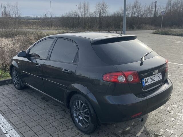 Чорний Шевроле Лачетті, об'ємом двигуна 1.8 л та пробігом 197 тис. км за 2500 $, фото 4 на Automoto.ua