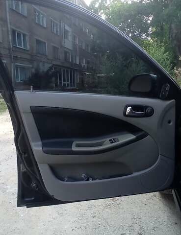 Черный Шевроле Лачетти, объемом двигателя 1.8 л и пробегом 180 тыс. км за 4100 $, фото 14 на Automoto.ua