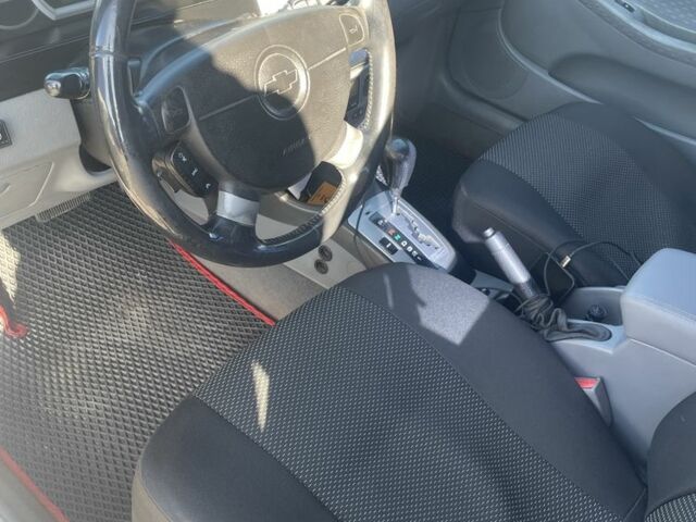 Чорний Шевроле Лачетті, об'ємом двигуна 1.8 л та пробігом 262 тис. км за 3950 $, фото 8 на Automoto.ua