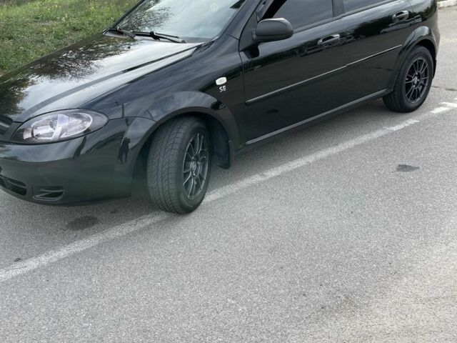 Черный Шевроле Лачетти, объемом двигателя 1.6 л и пробегом 144 тыс. км за 5100 $, фото 9 на Automoto.ua