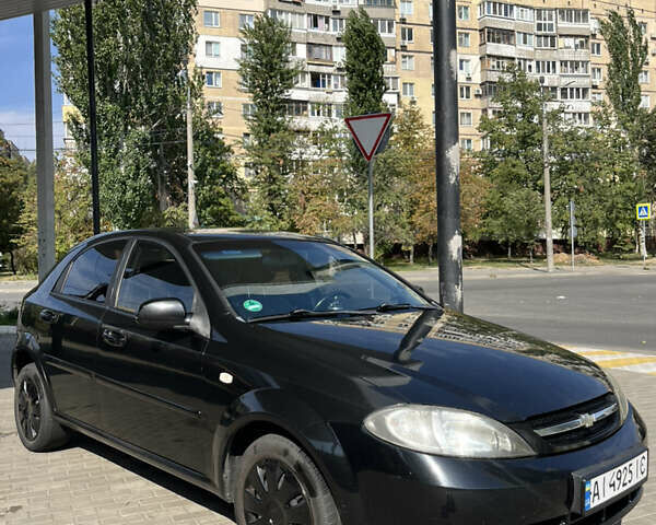 Черный Шевроле Лачетти, объемом двигателя 1.6 л и пробегом 202 тыс. км за 3700 $, фото 6 на Automoto.ua